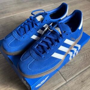 Adidas Spezial Sneakers